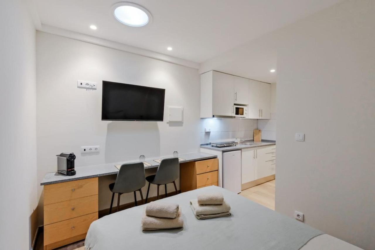 Lovely Fully Equipped Near Subway N8 Appartement Lisboa